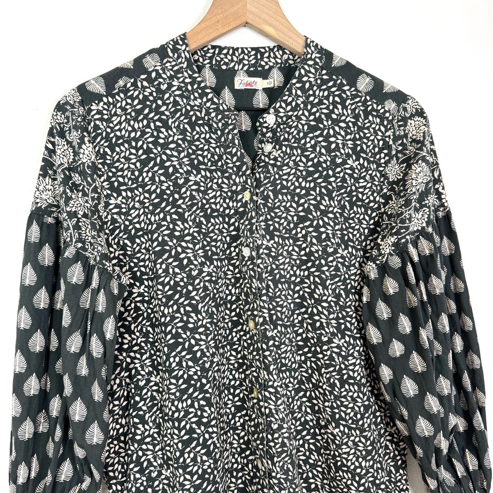 Faherty Adalyn Batik Leaf Print Button Front Boho… - image 4